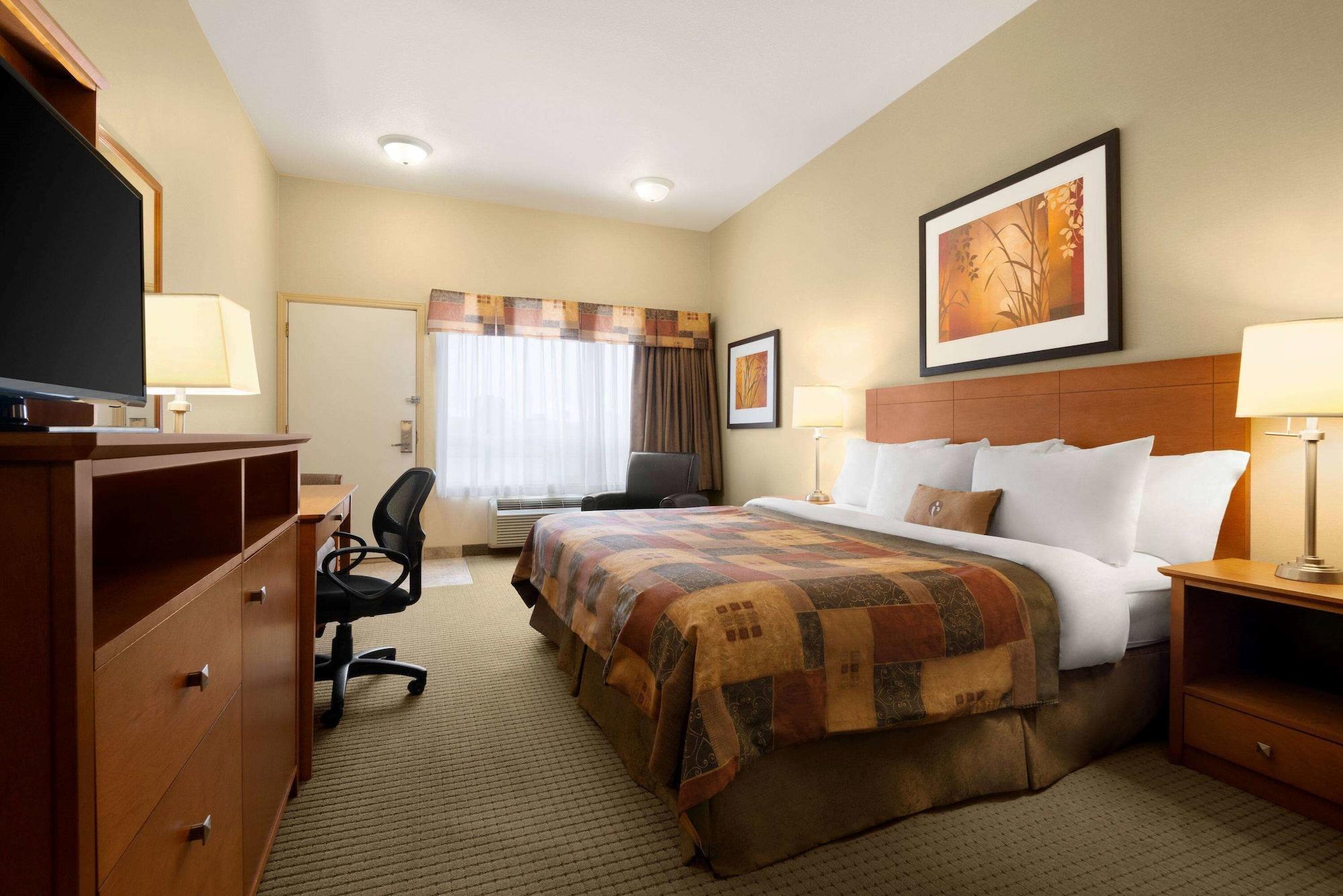 Ramada By Wyndham Drayton Valley Exterior foto