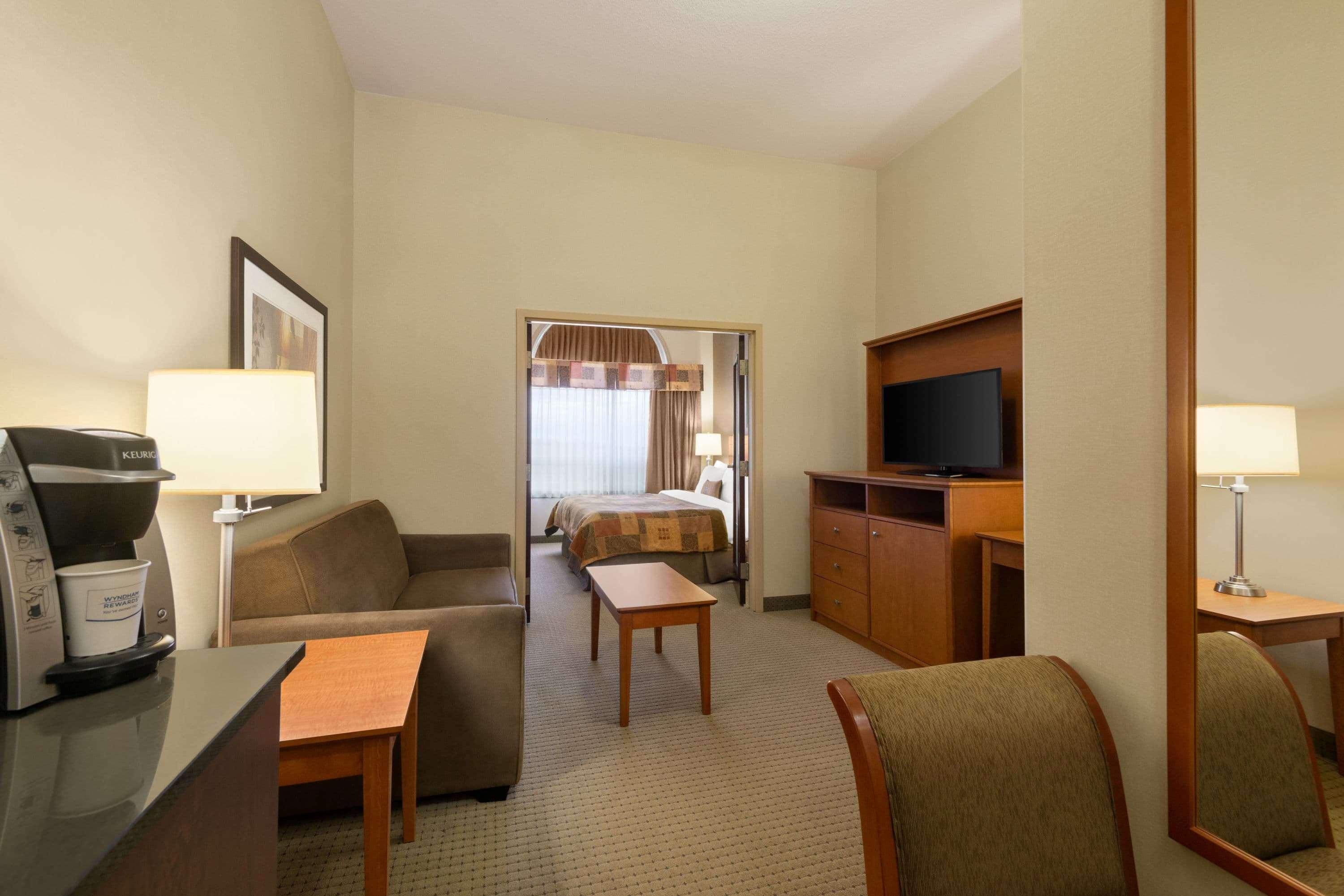 Ramada By Wyndham Drayton Valley Exterior foto